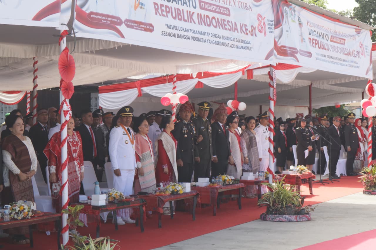Kapolres Toba Bersana Forkopimda Hadiri Upacara Bendera HUT RI Ke – 81 Tahun 2026