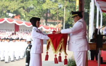 Semangat Kebersamaan HUT ke-81 RI di Jombang: Dari Indahnya Formasi Bintang, Senyum Kemerdekaan, Hingga Empati untuk Sesama