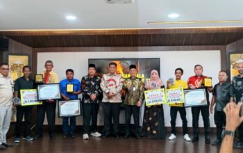 Mesin Penyangrai “Ue Neulheu” Antar Nagan Raya Raih Juara Pertama Lomba Inovasi Alat TTG Aceh 2026 Mesin Penyangrai “Ue Neulheu” Antar Nagan Raya Raih Juara Pertama Lomba Inovasi Alat TTG Aceh 2026