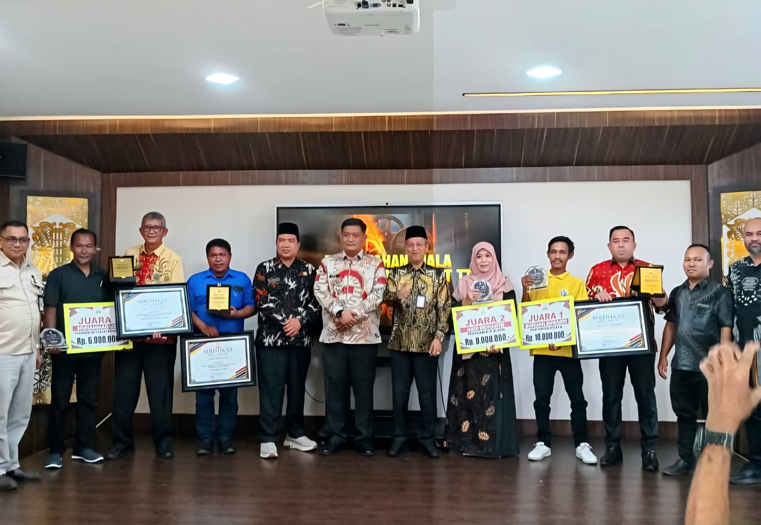 Mesin Penyangrai “Ue Neulheu” Antar Nagan Raya Raih Juara Pertama Lomba Inovasi Alat TTG Aceh 2026