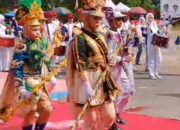 Tampil Memukau di Hadapan Wakil Bupati Kerinci, Drum Band SMPN 7 Kerinci  Bukit Tengah Siulak