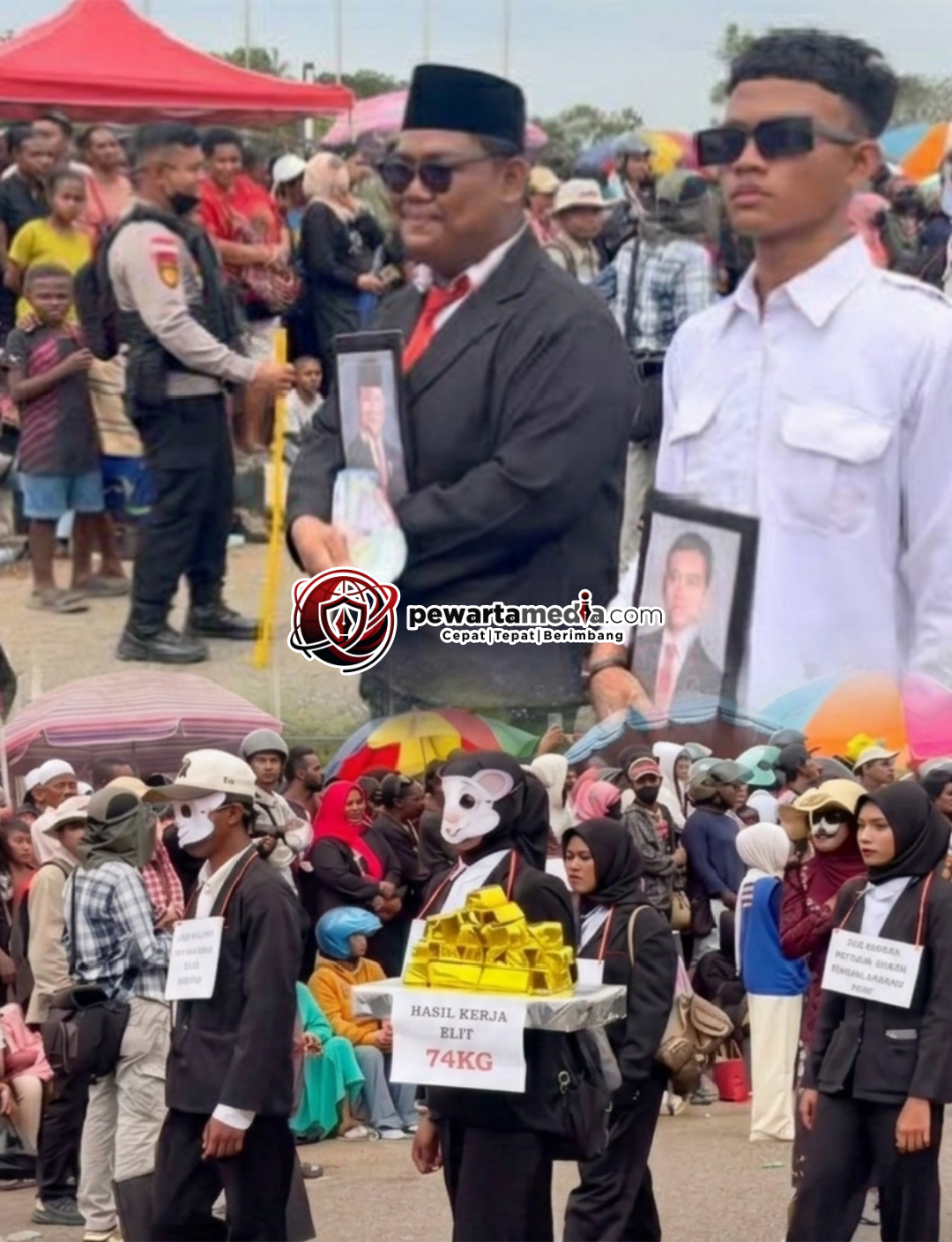 ​Aksi Teatrikal Anti-Korupsi Warnai Karnaval HUT ke-81 RI di Merauke, Pelajar Cosplay Prabowo – Gibran