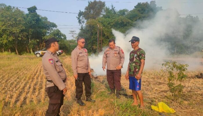 Musim Kemarau Mengancam, Polsek Lebaksiu Bergerak Cegah Kebakaran Lahan Tebu di Tegal