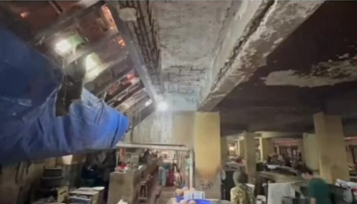 Retakan Menganga, Bangunan Miring Pedagang Pasar Pagi Tegal Dihantui Ancaman Ambruk