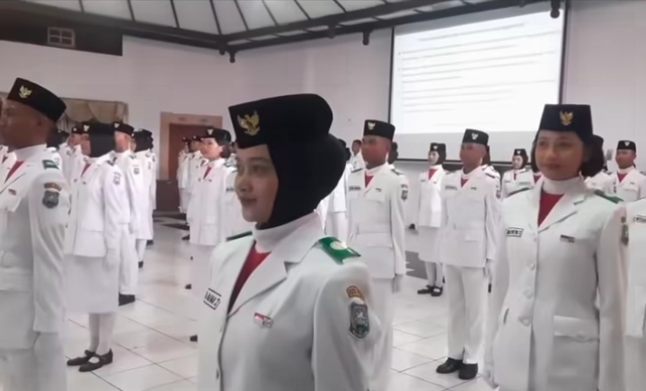 72 Pelajar Terbaik Dikukuhkan, Siap Kibarkan Sang Saka Merah Putih di HUT ke-81 RI