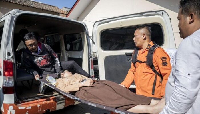 Dugaan Keracunan Makan Bergizi Gratis di SMAN 1 Rembang, BGN Hentikan Operasional SPPG Magersari 2