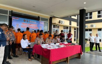 Polres Dharmasraya Bongkar 10 Kasus Narkoba dan 14 Perkara Kriminal, Kerugian Negara Capai Rp604,6 Juta Polres Dharmasraya Bongkar 10 Kasus Narkoba dan 14 Perkara Kriminal, Kerugian Negara Capai Rp604,6 Juta