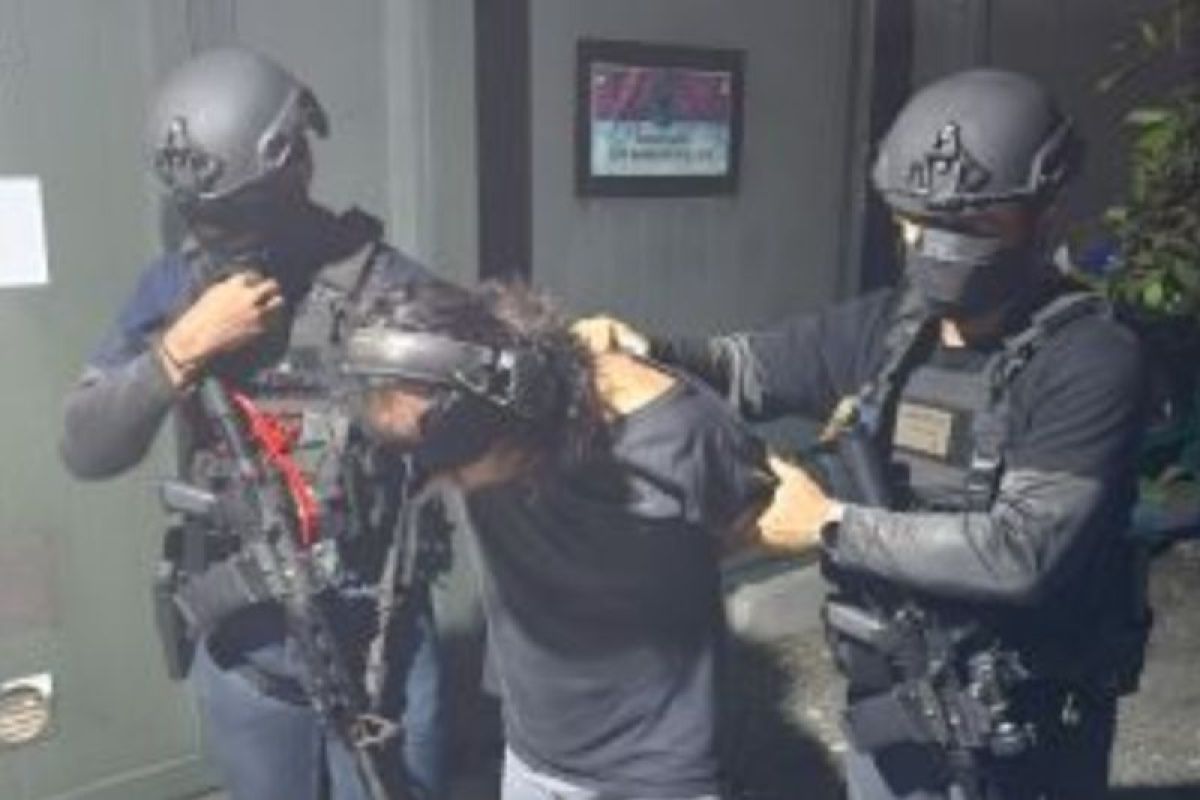 Densus 88 Tangkap 11 Tersangka Terorisme di Enam Provinsi, Diduga Gelar Latihan Menembak