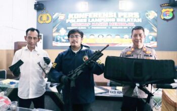 Penyelundupan Senjata Api AR-15 Terbongkar, Polres Lampung Selatan Amankan Tiga Orang